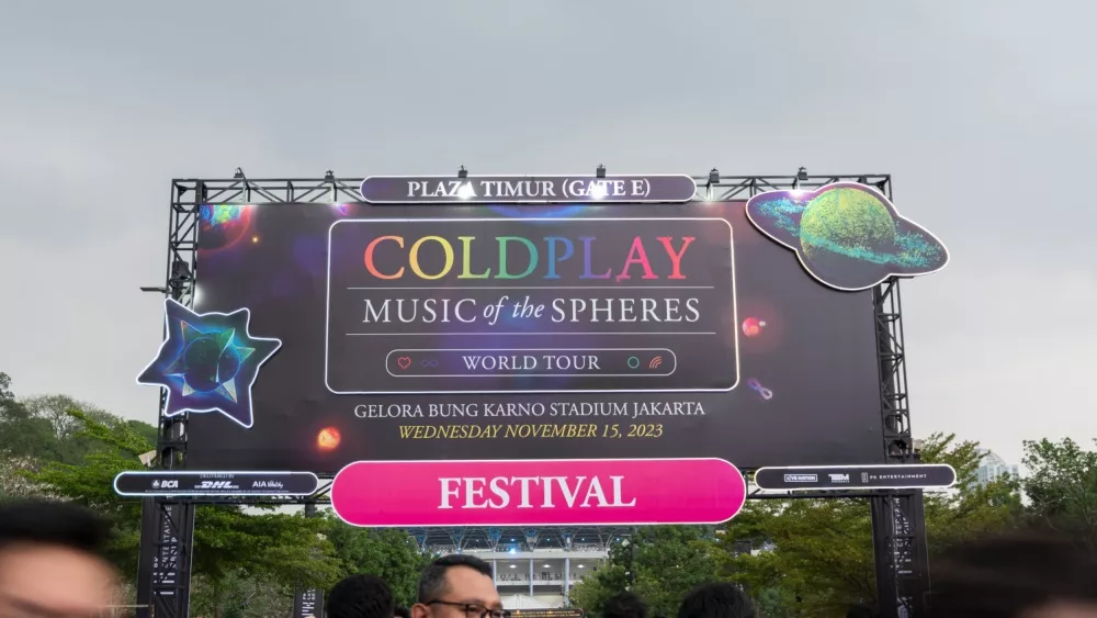 COLDPLAY World Tour Jakarta (Music of the Spheres) situation in the evening with people crowd at Gelora Bung Karno Stadium. Jakarta Indonesia - Nov 15, 2023