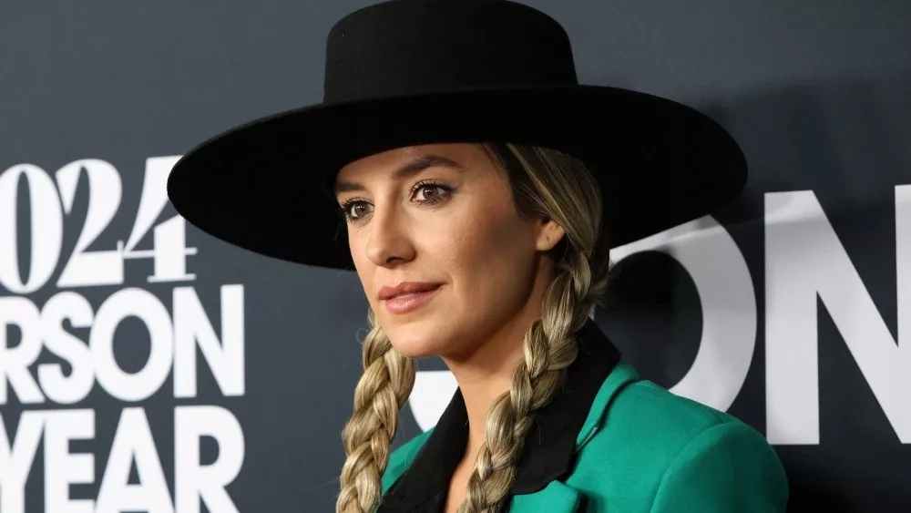 Lainey Wilson at the 2024 MusiCares Person of the Year Honoring Jon Bon Jovi at the Convention Center on February 2, 2024 in Los Angeles, CA