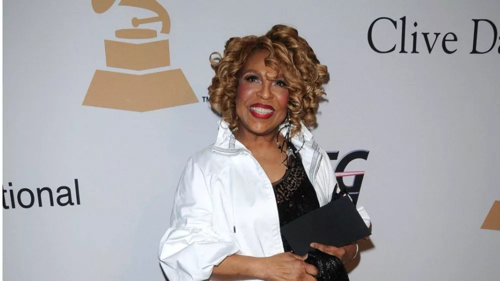 Roberta Flack at The Recording Academy and Clive Davis Present The 2010 Pre-Grammy Gala - Salute To Icons, Beverly Hilton Hotel, Beverly Hills, CA. 01-30-10