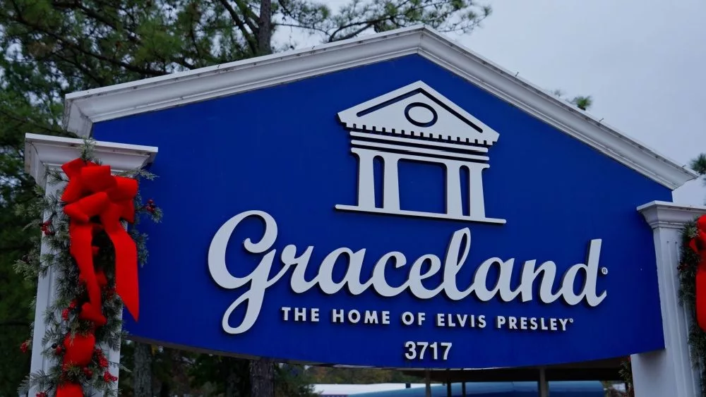 The Welcome sign to Graceland in Memphis - MEMPHIS, TENNESSEE - NOVEMBER 07, 2022