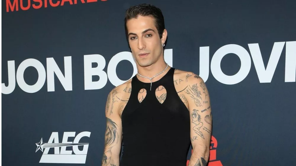 Damiano David at the 2024 MusiCares Person of the Year Honoring Jon Bon Jovi at the Convention Center on February 2, 2024 in Los Angeles, CA