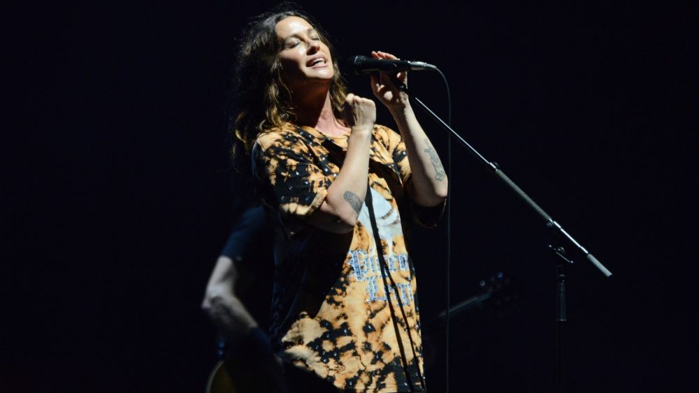 Alanis Morissette sets fall Las Vegas residency