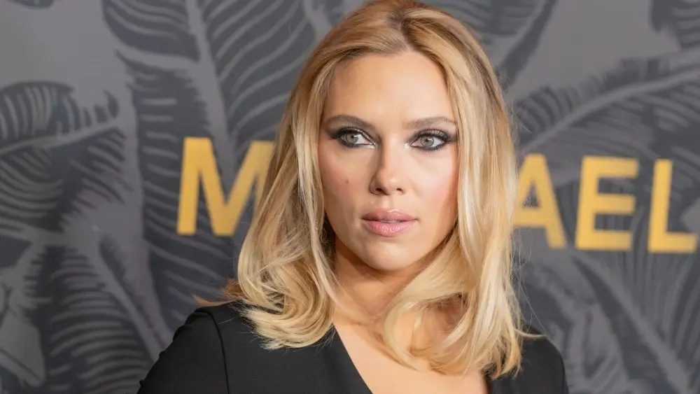 Scarlett Johansson attends the 2023 God's Love We Deliver Golden Heart Awards at The Glasshouse in New York on October 16, 2023