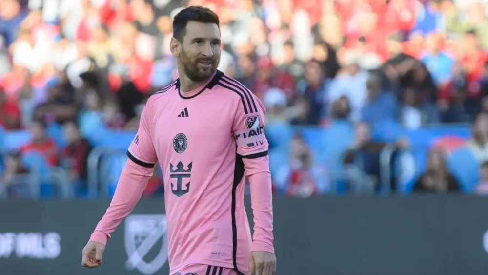 Lionel Messi #10 of the Inter Miami FC looks at during the 2024 MLS Regular season match between Toronto FC (Canada) v Inter Miami CF (USA) at BMO Field. Toronto, ON, Canada - October 5, 2024