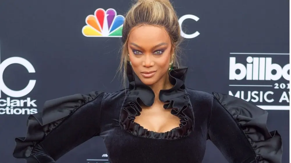 Model Tyra Banks attends the Red Carpet at the 2018 Billboards Music Awards at the MGM Grand Arena in Las Vegas, Nevada USA on May 20th 2018