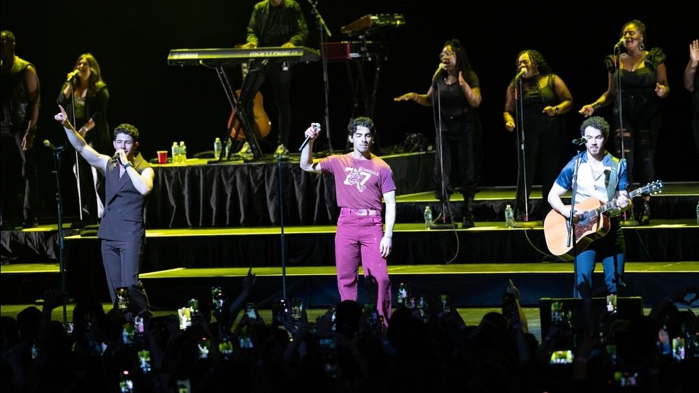 Jonas Brothers expand ‘Burning Up’ revival tour with 45 additional North American dates