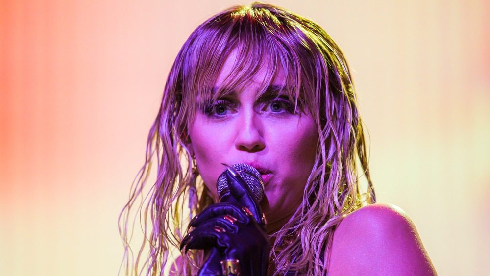 Miley joined by fiancé Maxx Morando in ‘Let’s Get Married’ music video