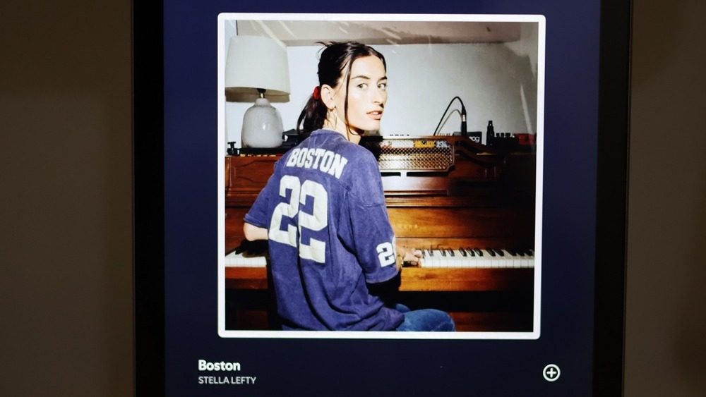 Stella Lefty earns first No. 1 at country radio with her breakout hit ‘Boston’