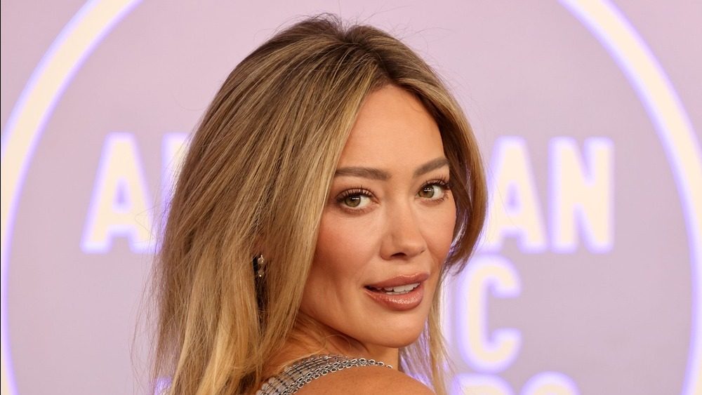 Hilary Duff drops ‘CATastrophe’ from ‘The Cat in the Hat’ soundtrack; extends ‘Lucky Me Tour’ through 2027
