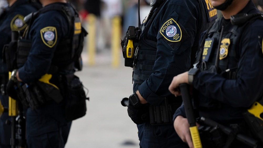 Federal immigration agents face scrutiny after U.S. citizen is injured during California ICE operation