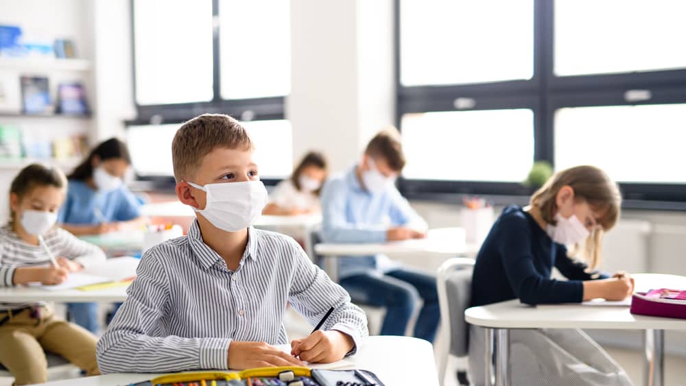 masks-in-school