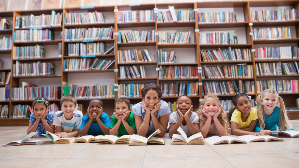 children-in-library