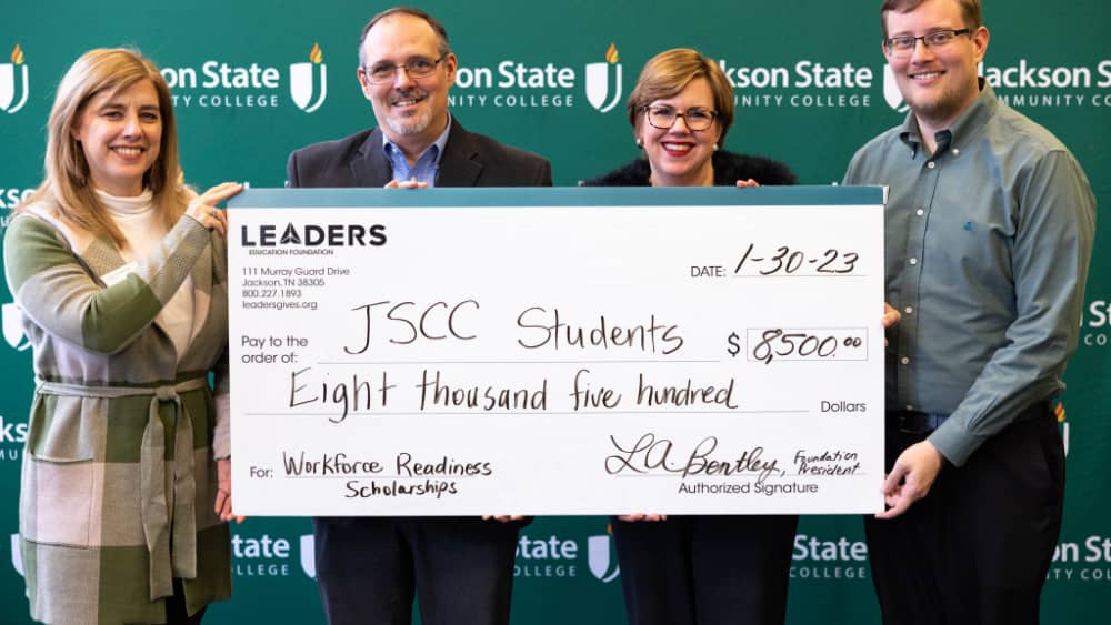 nine-jscc-students-awarded-8500