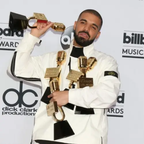 Drake at the 2017 Billboard Awards Press Room at the T-Mobile Arena on May 21^ 2017 in Las Vegas^ NV