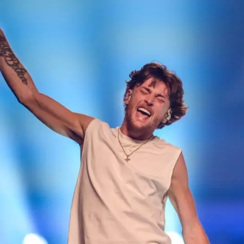 Bailey Zimmerman performs in concert during his Different Night^ Same Rodeo tour on April 9^ 2026 at Mohegan Sun Arena in Uncasville^ Connecticut.