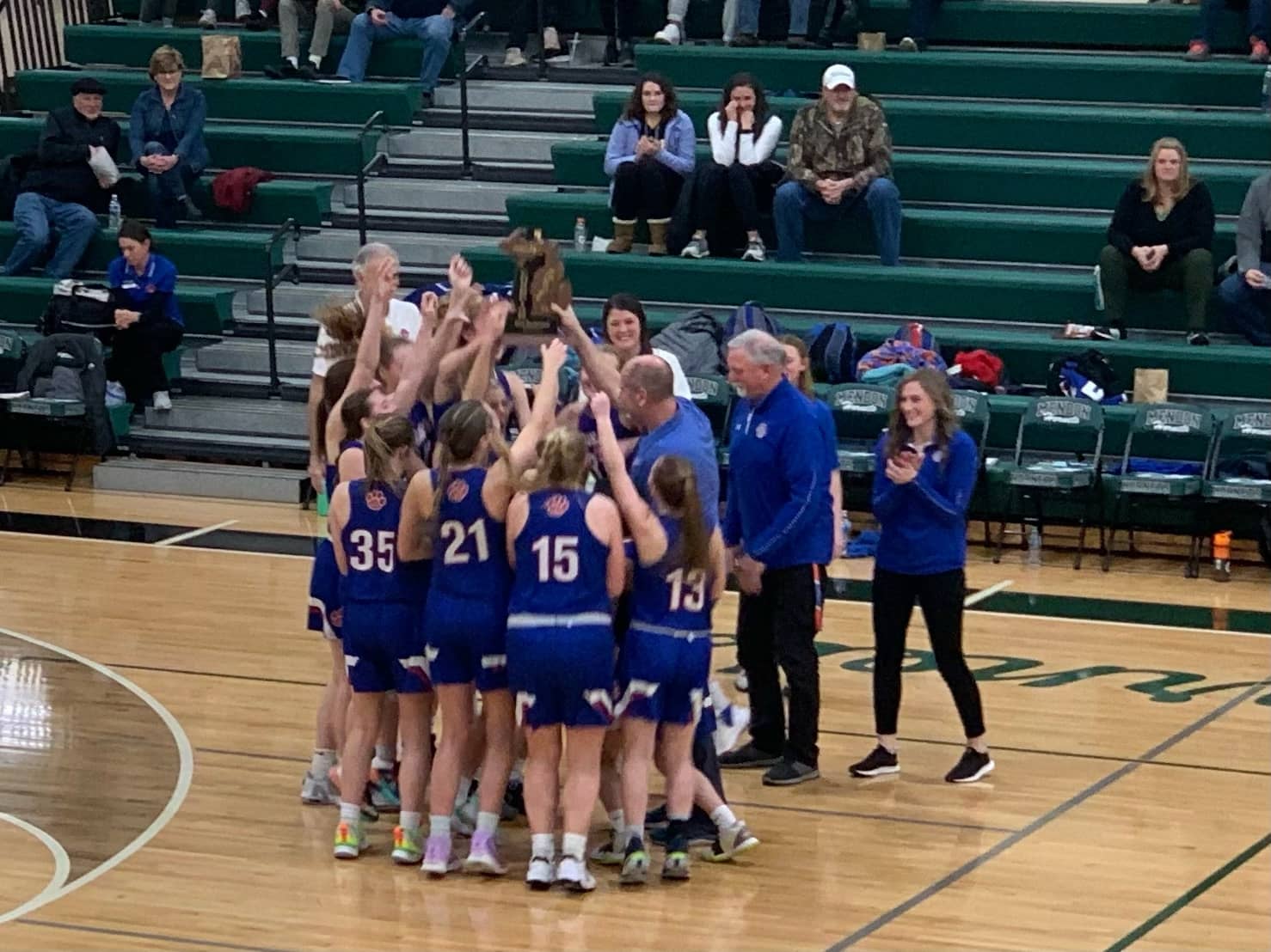 lcs-girls-hoops-regional-champs-3-10-22