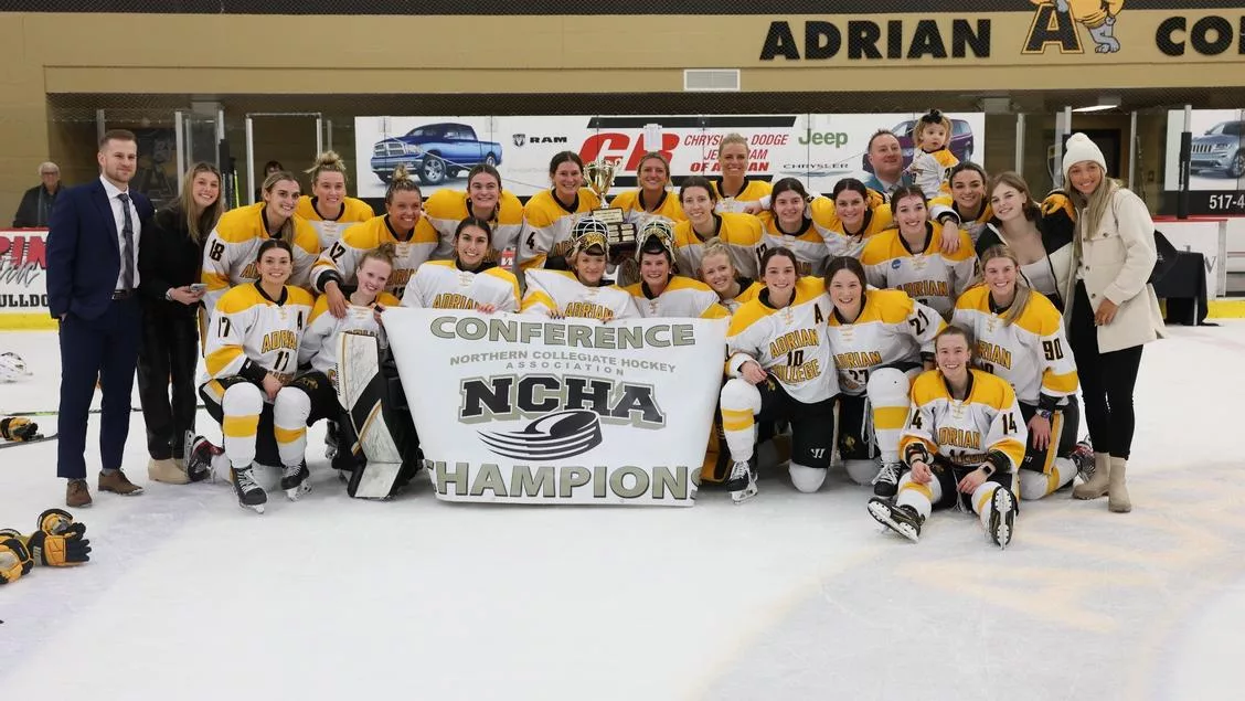 ac-womens-hockey-2-3-24-reg-season-champs
