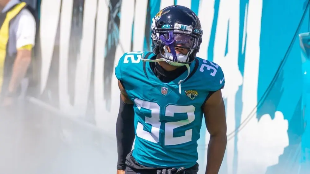 #32 TYSON CAMPBELL DURING HOUSTON TEXANS VS JACKSONVILLE JAGUARS GAME ON OCTOBER 9^ 2022 at TIAA BANK FIELD JACKSONVILLE FLORIDA