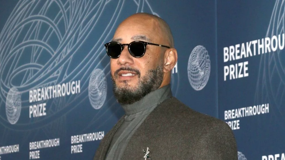 Swizz Beatz at the 11th Breakthrough Prize Awards at Barker Hanger on April 6^ 2025 in Santa Monica^ CA