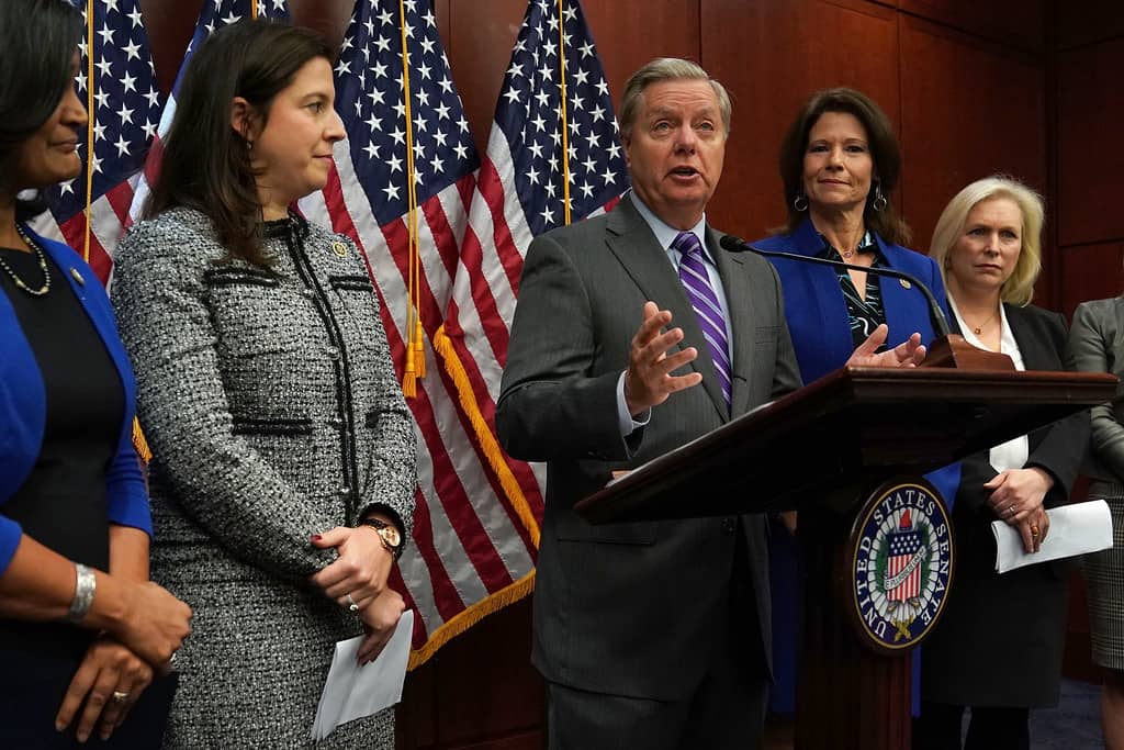senatorsgrahamgillibrandunveillegislationfo91mwopih3x