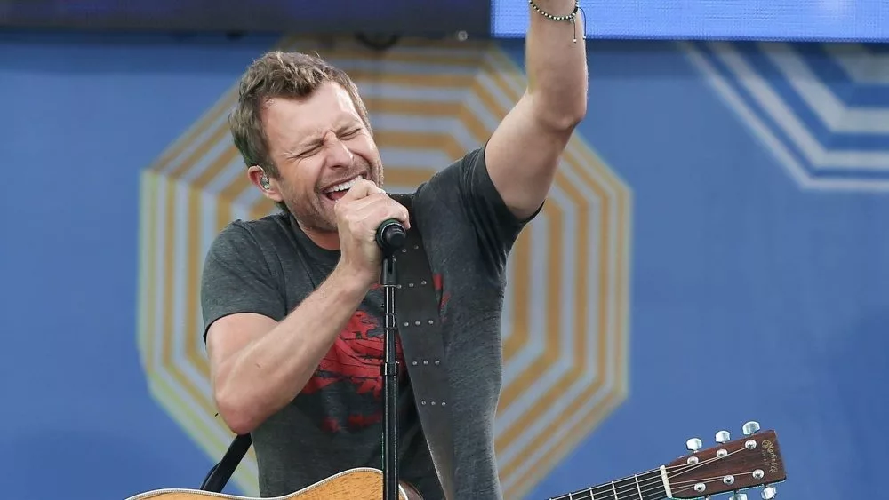 Dierks Bentley performs onstage at ABC's Good Morning America Summer Concert Series at Rumsey Playfield on June 26^ 2015 in New York City.