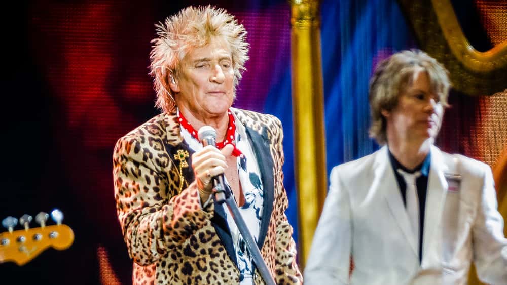 Rod Stewart Ordered to Court After New Year's Eve Altercation KKOW