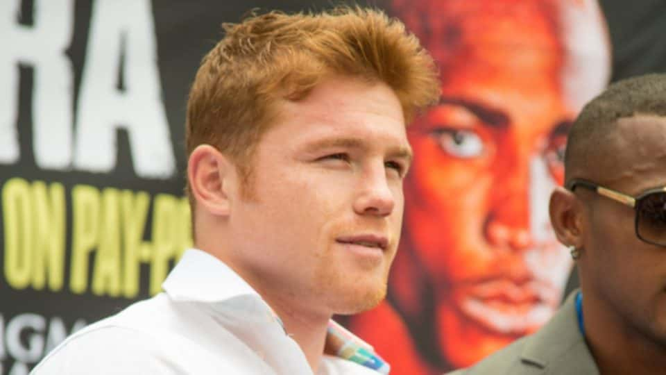 Canelo Alvarez Signs RecordSetting Contract With DAZN WRZKFM