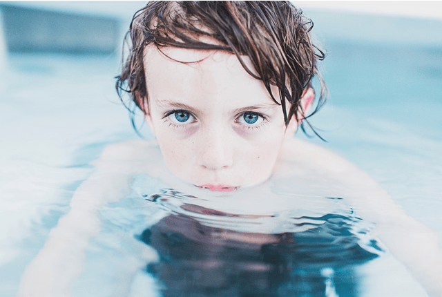 swimmingpool