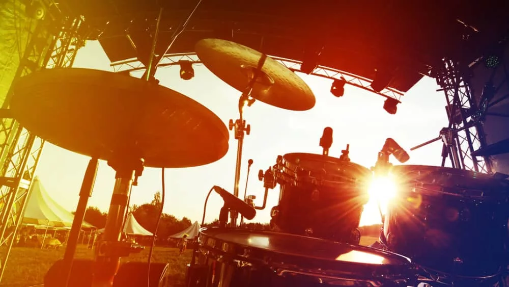 Drum set on stage^ silhouette