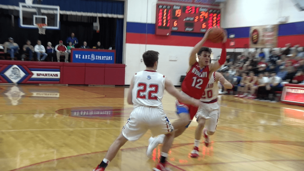 Woodlawn runs past Waltonville