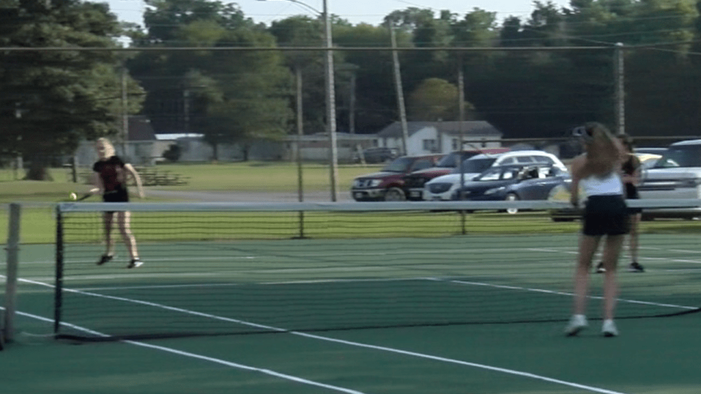 Carbondale sweeps Mt. Vernon