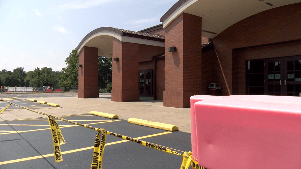 Cobden High School's gym condemned