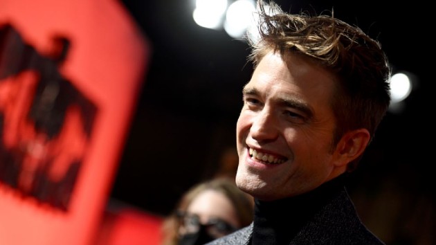 Jamie Dornan says his former flatmate Robert Pattinson didn't "fit in" after 'Twilight' fame hit - Vimarsana News