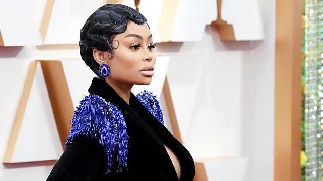 Judge reportedly drops Kim K. from Blac Chyna lawsuit, Ashanti "grateful" for finally getting J.Lo songs credit and more - Vimarsana News