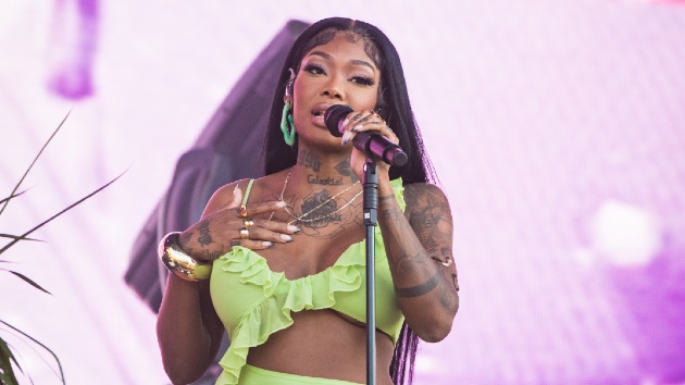 Summer Walker tries hand at rapping in new song "Sense dat God gave you" - Vimarsana News