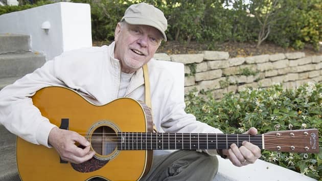 Poco singer/steel guitarist Rusty Young, who wrote and sang "Crazy Love," dead at 75 - Vimarsana News