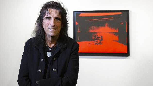 Alice Cooper auctioning off an Andy Warhol artwork he totally forgot he owned - Vimarsana News