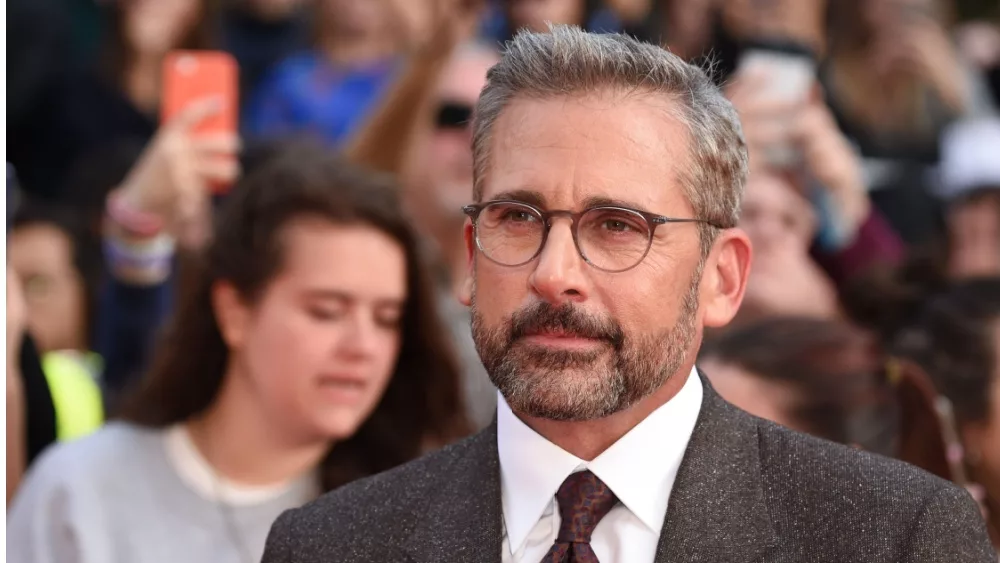 Steve Carell joins Tina Fey in the Netflix comedy 'The Four Seasons