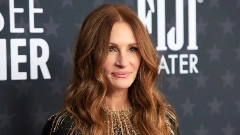 Julia Roberts at the 28th Annual Critics Choice Awards at Fairmont Century Plaza on January 15^ 2023 in Los Angeles^ CA.