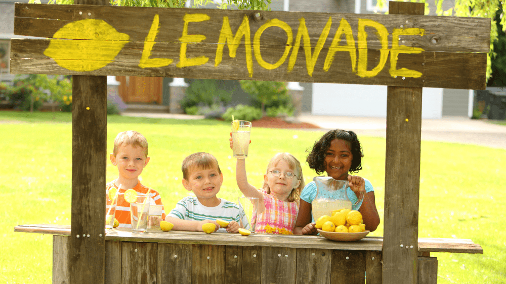 "Hayli's Law" Will Allow Children Under 16 to Operate Lemonade Stand