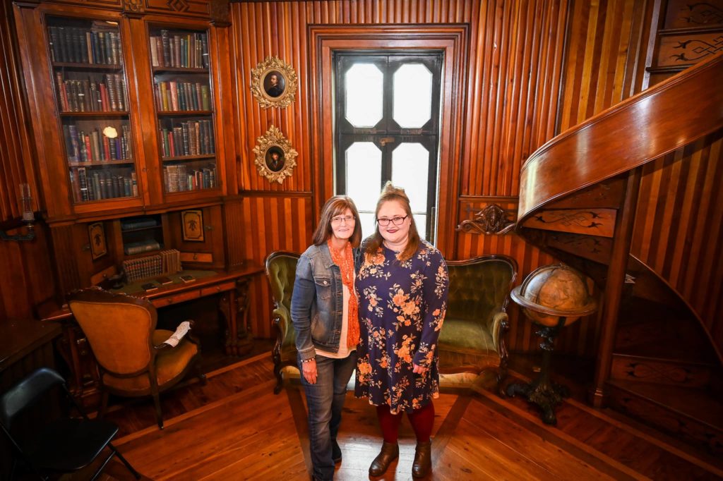 Haunted Rockford Ghost Stories With Kathi Kresol And Samantha Hochmann 