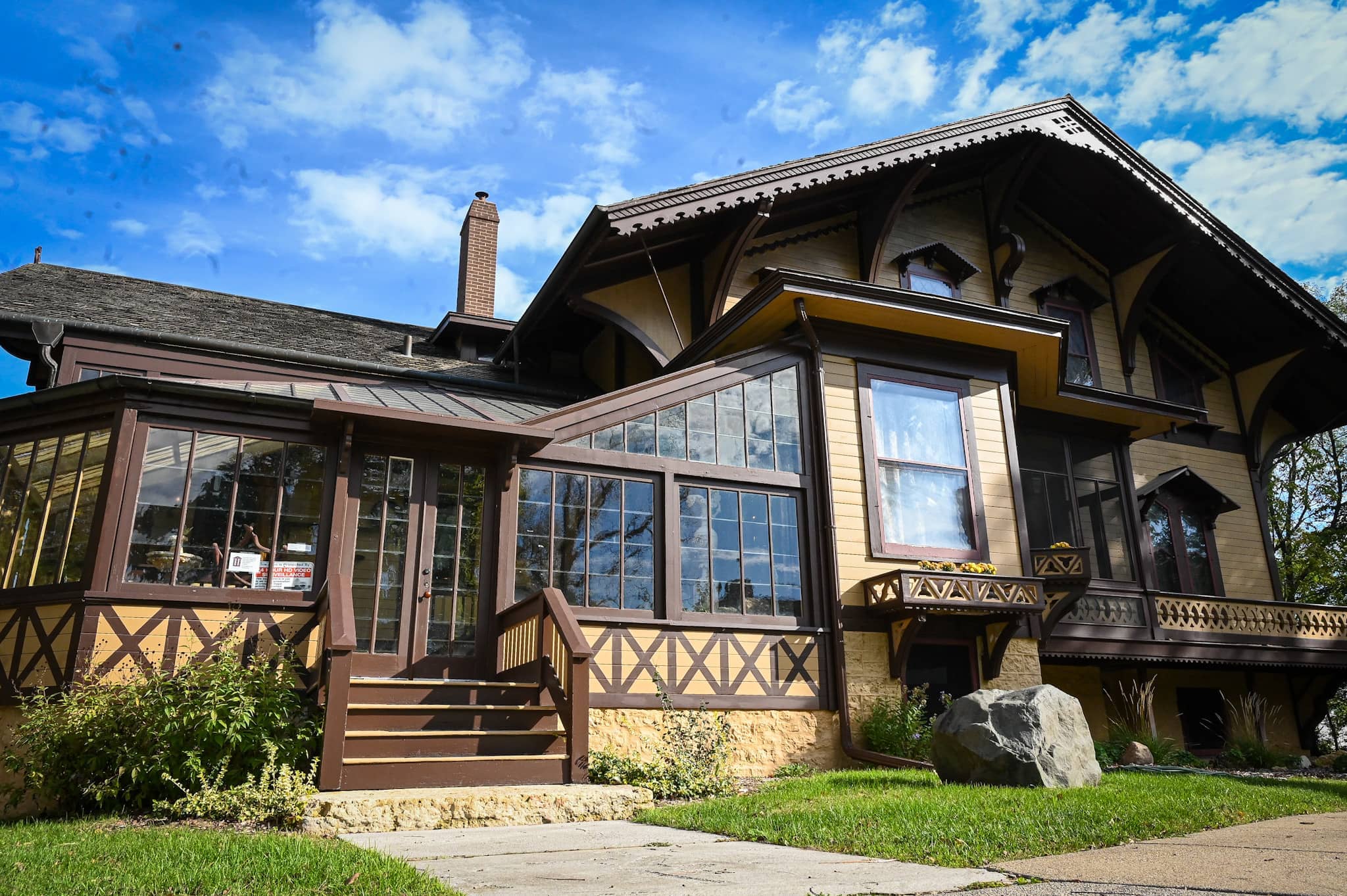Tinker Swiss Cottage in Rockford