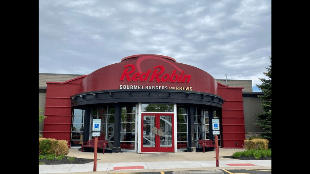 Photos Red Robin's rock burger in Rockford Rock River Current