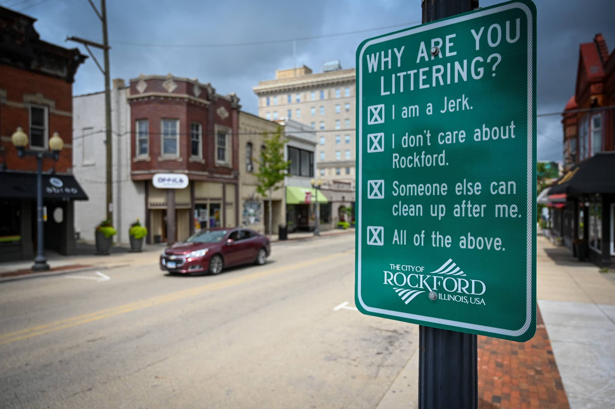 Are you a jerk? This new city of Rockford sign begs the question to  litterbugs | Rock River Current