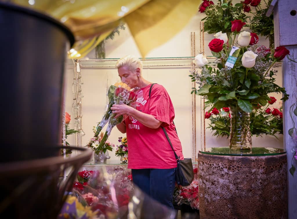 Crimson Ridge in Rockford to close flower shop, too and end operations after more than 27 years - Vimarsana News