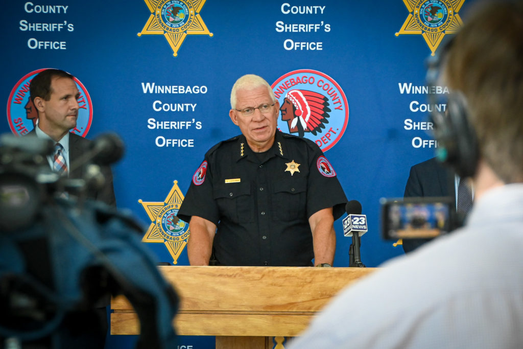 Six-mile FBI obstacle course wins Winnebago County Sheriff Gary Caruana's  respect