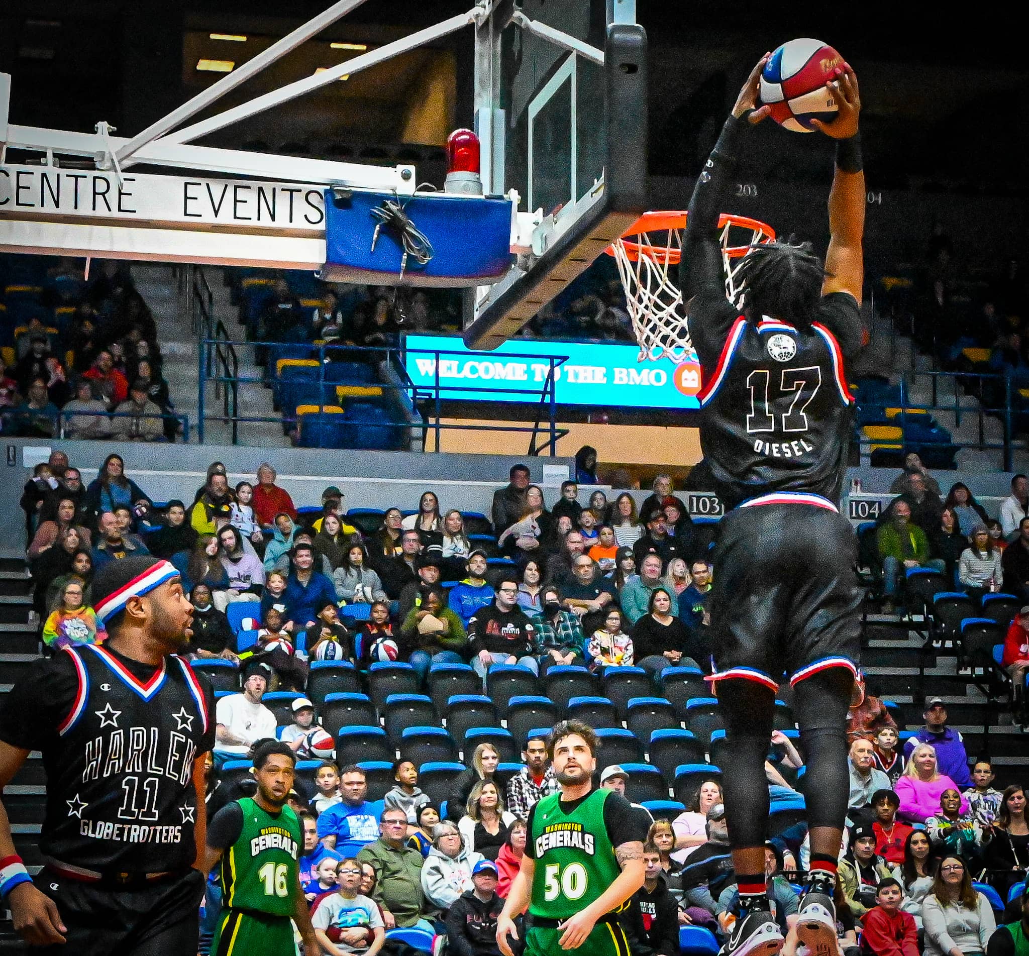 Photos: Harlem Globetrotters bring World Tour to BMO Center in Rockford, Sports Fan 1330