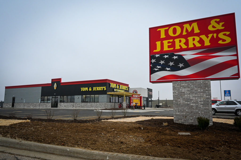 Tom & Jerry's fourth Rockfordarea restaurant is open for business