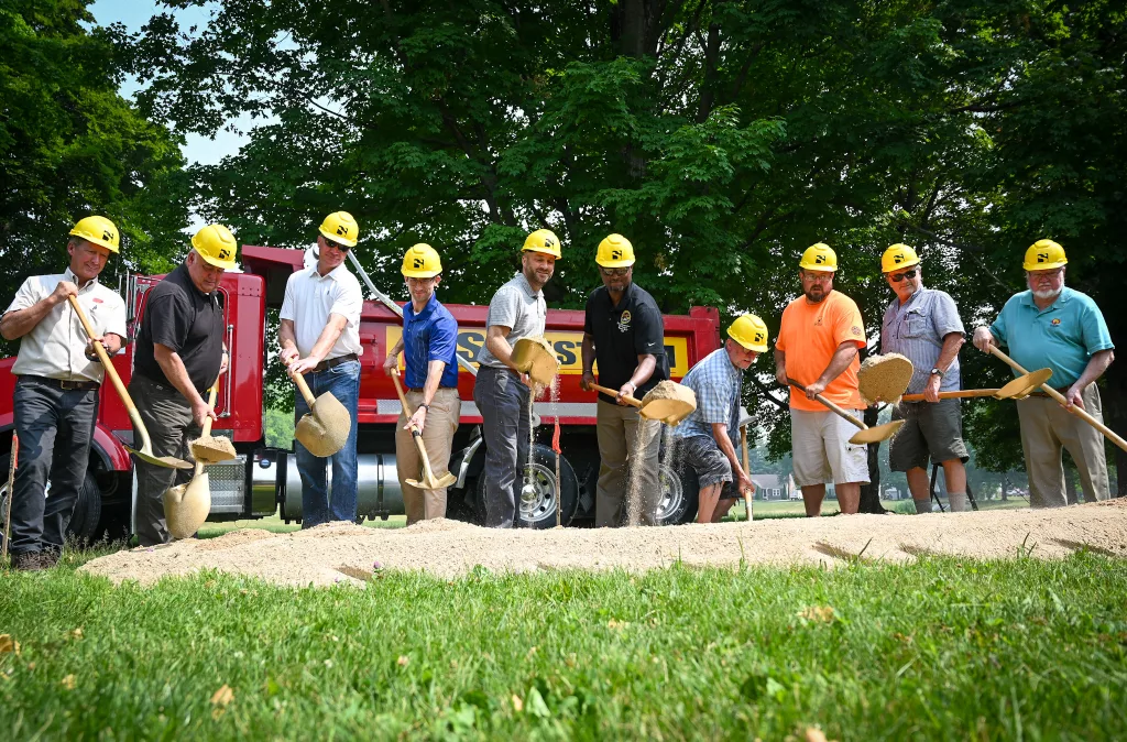 New path with lights, fitness stations being built at Harmon Park in Rockford | Rock River Current