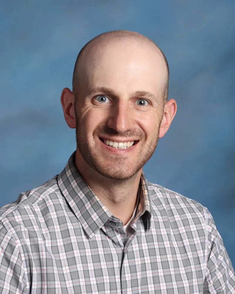 Golden Apple Awards deliver tears, joy to 6 Rockford area teachers